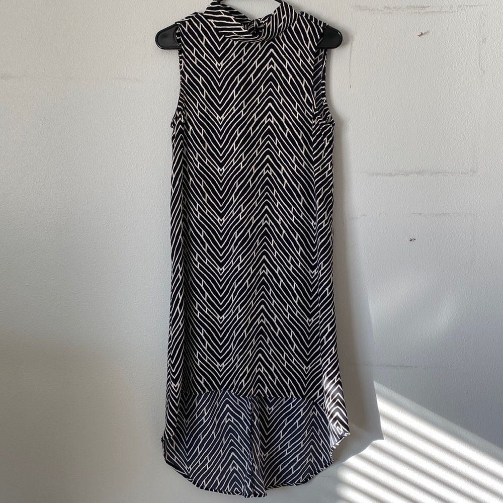 Leith chevron sleeveless dress